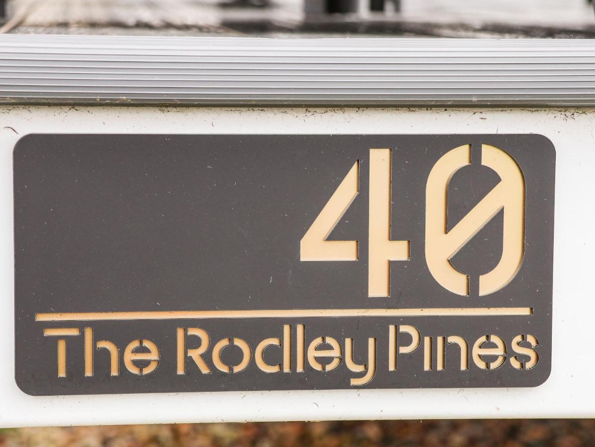 Villa The Rodley Pines Scarborough Esterno foto